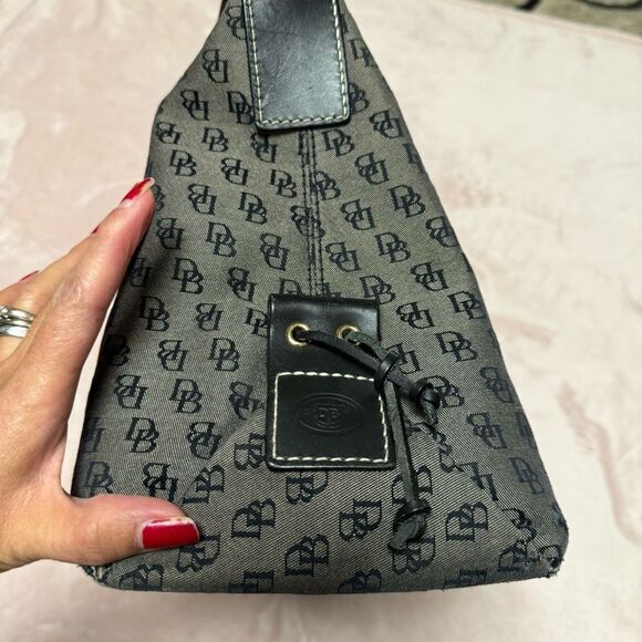 Dooney & Bourke Jacquard signature large bag - Picture 15 of 16